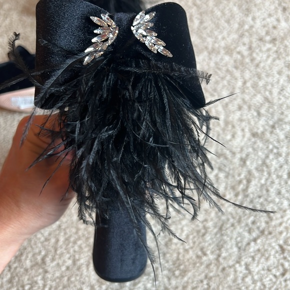 Antonio Melani Janie velvet platform dress sandal feathers size 6 black shoe - Picture 5 of 9